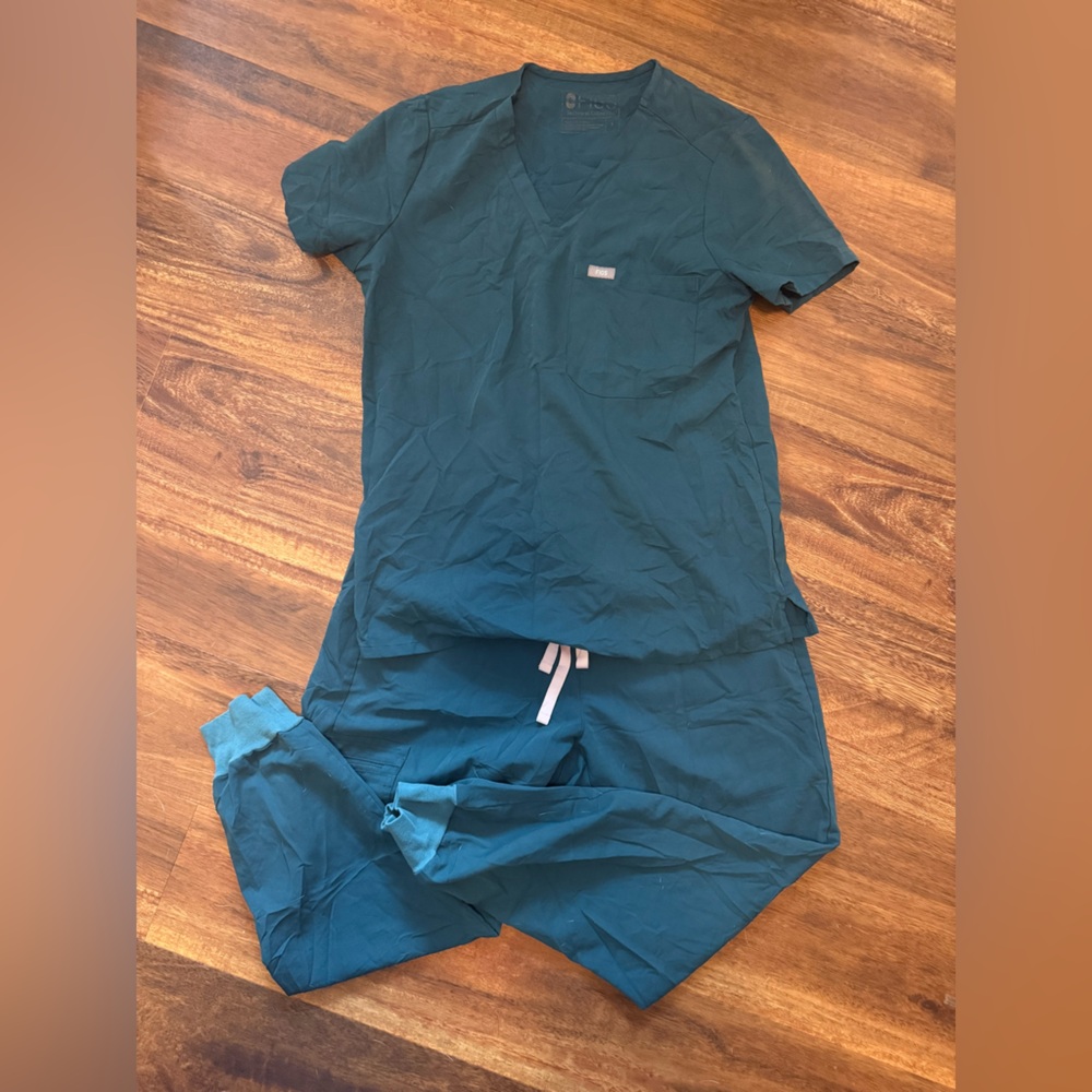 Figs Teal Scrub Set